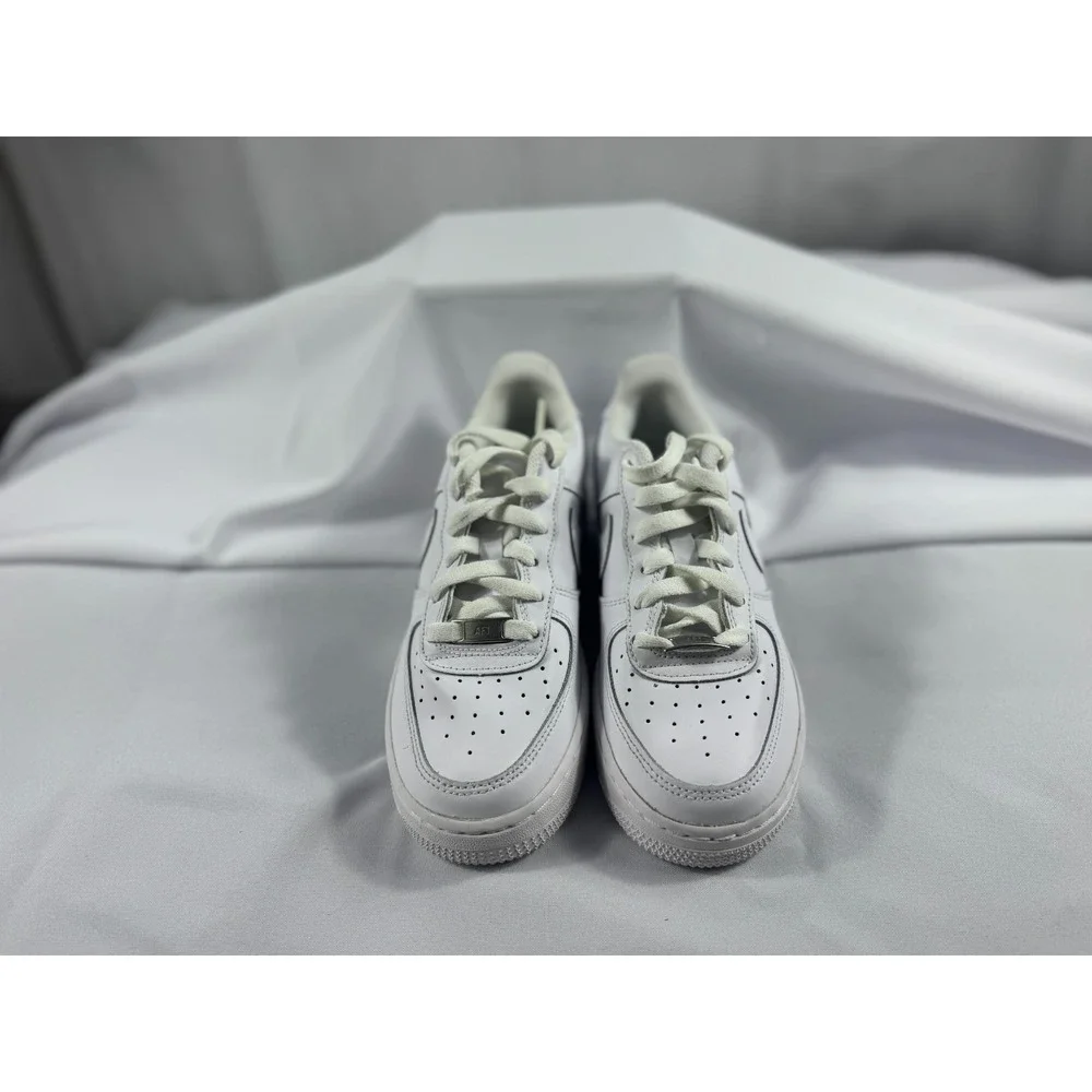 Nike Air Force 1‎ LE GS Size 6Y, Women's Size 7.5 Triple White DH2920-111